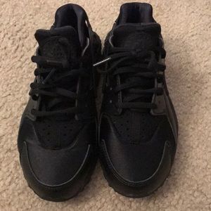 Women Nike Huarache Sneakers